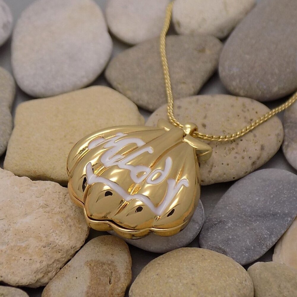 Disney Melody Ariel Locket Seashell Gold Shell Necklace the Little Mermaid Charm - Picture 2 of 4